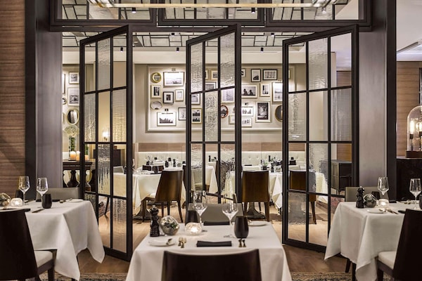 3 restaurants, breakfast, lunch, dinner served; Turkish cuisine