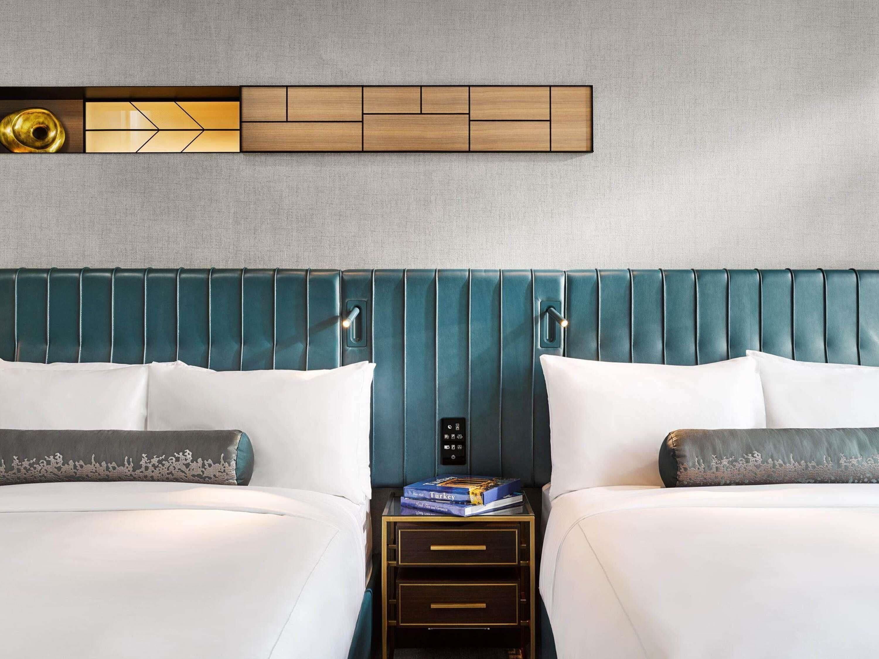 Fairmont Gold, 可使用俱樂部酒廊, 城市景 | 高級寢具、特厚豪華床墊、迷你吧、房內夾萬