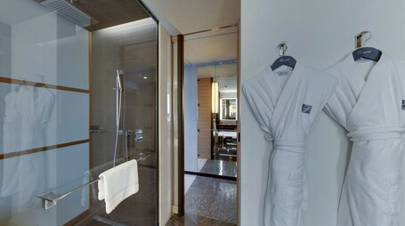Fairmont Quasar Istanbul - Image 98