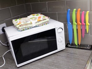 Studio, eigenes Bad (Studio - Sleeps 2 people) | Gemeinschaftsküche