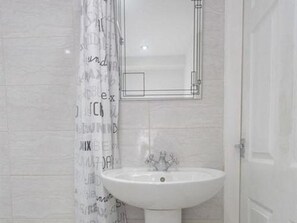 Studio, eigenes Bad (Studio - Sleeps 2 people) | Badezimmer