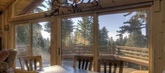 Tash Luxury Vacation Rental by RedAwning