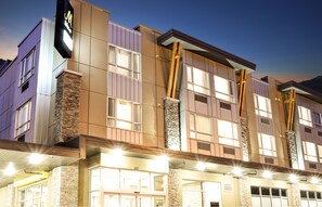 Front of property - Mstar Hotel (Kitimat)