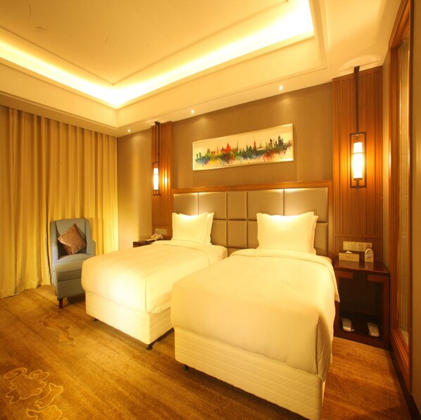 Minibar, in-room safe, desk, soundproofing