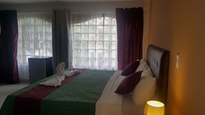 Comfort-Zimmer, 1 King-Bett, eigenes Bad