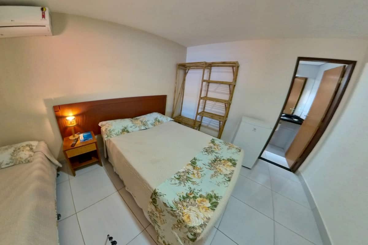 Minibar, blackout curtains, free WiFi, bed sheets