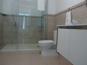 Bathroom - Gala Tower Condo & Hotel (Petionville)