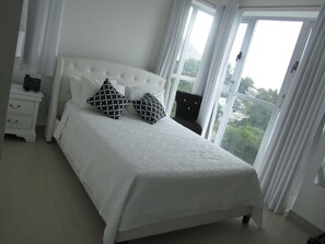 Superior Room - Gala Tower Condo & Hotel (Petionville)
