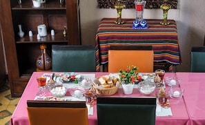 تناول الطعام