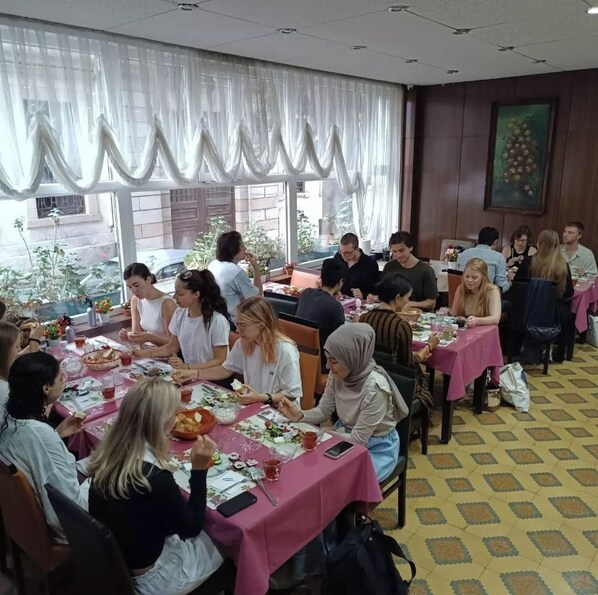 Dining - Sipahi (Istanbul)