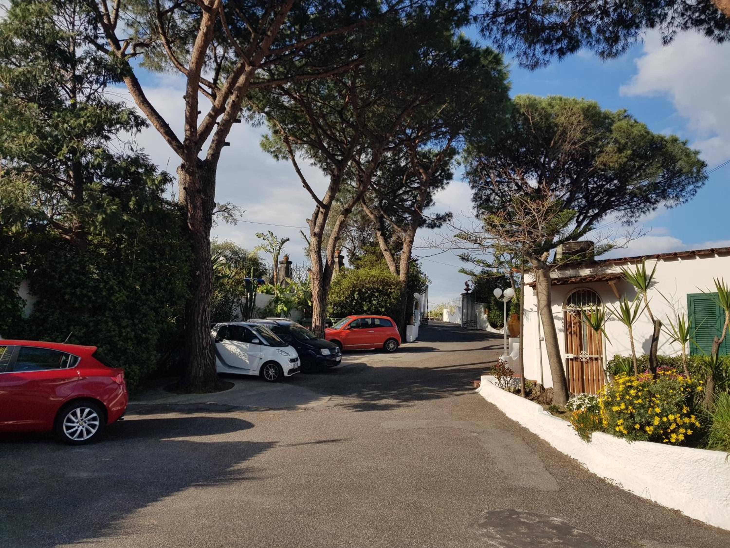 Khuôn viên nơi lưu trú