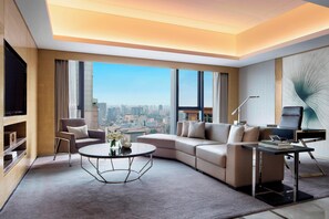 Executive Suite, 1 Double Bed | Living room | 48-inch LCD TV with satellite channels, Smart TV