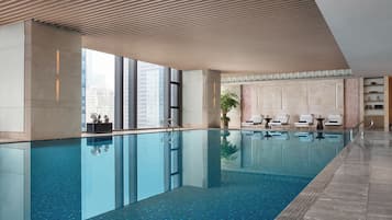 Piscine couverte