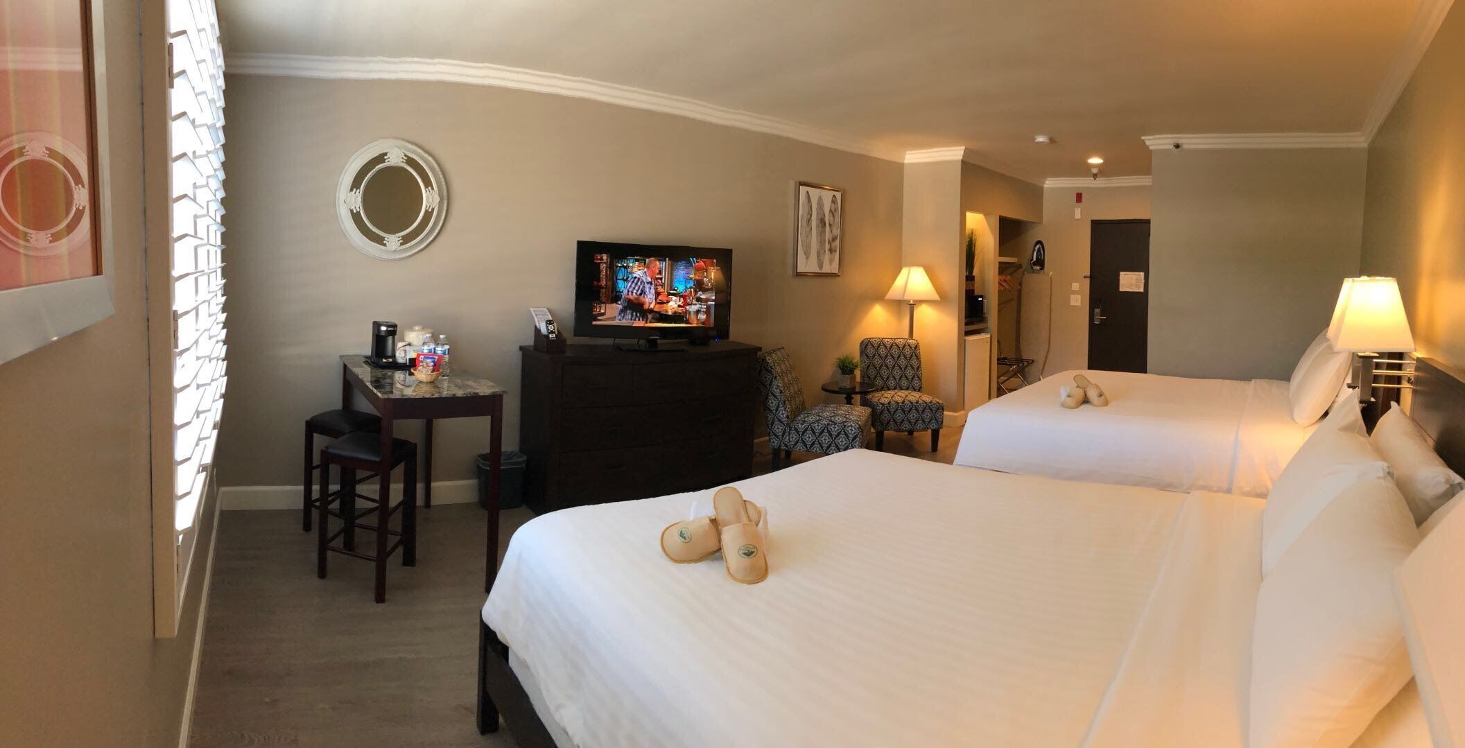 Photo - GreenTree Inn & Suites Los Angeles - Alhambra - Pasadena