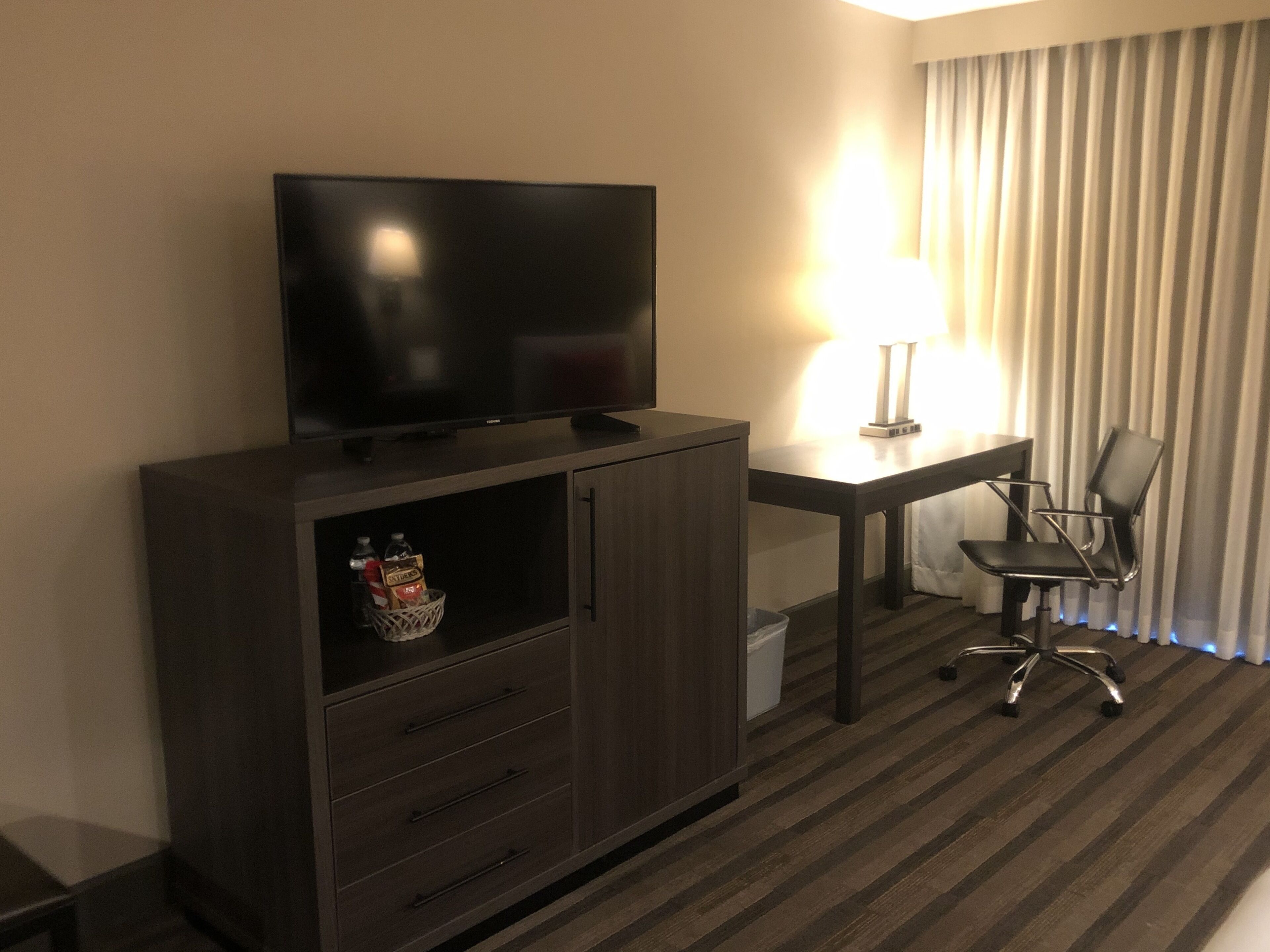 Foto - GreenTree Inn & Suites Los Angeles - Alhambra - Pasadena