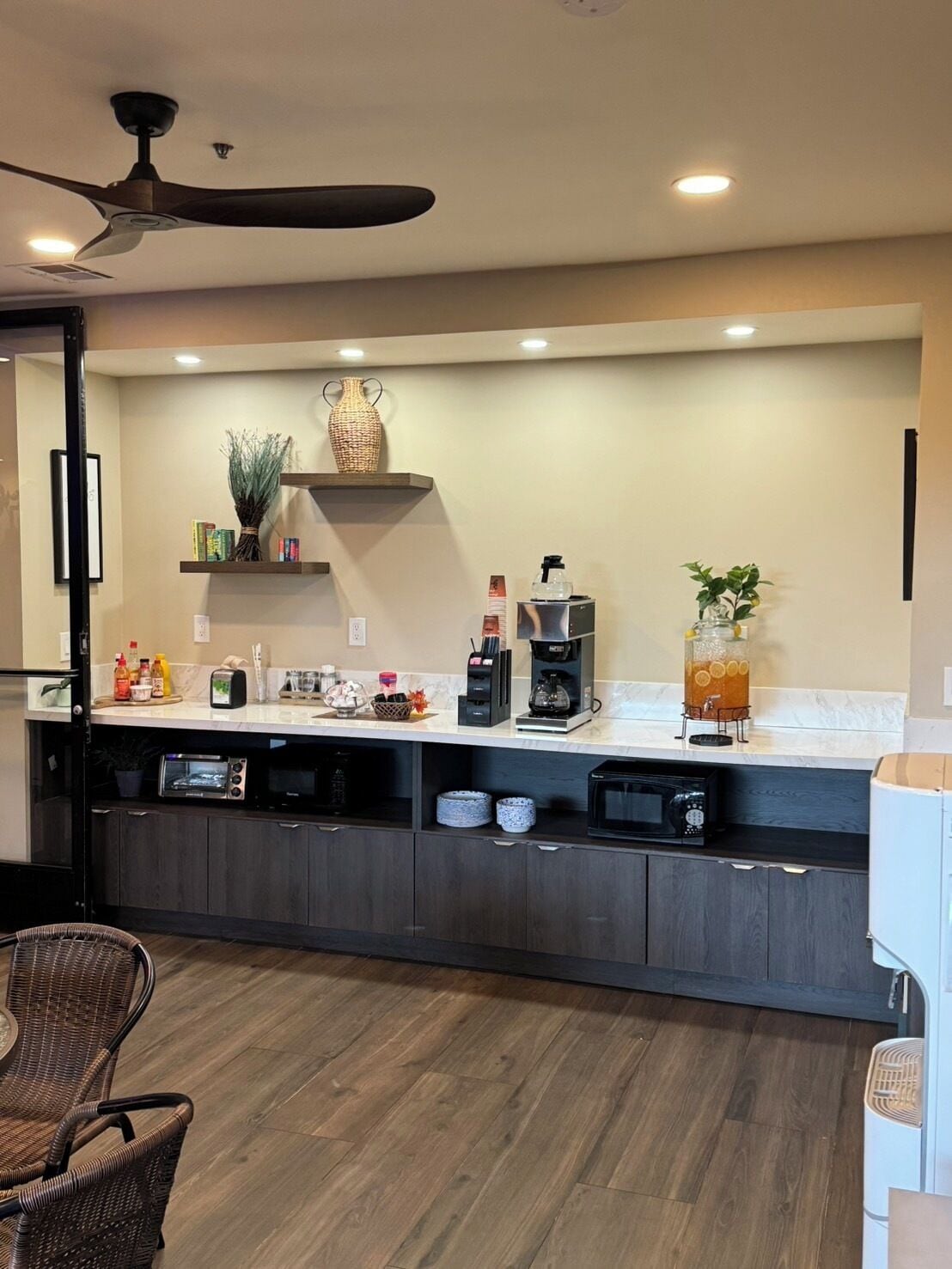 Foto - GreenTree Inn & Suites Los Angeles - Alhambra - Pasadena