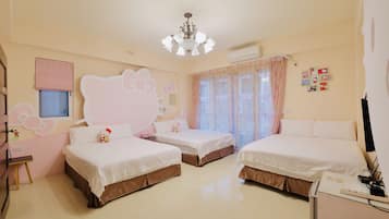 Chambre Familiale | Décoration personnalisée, ameublement personnalisé, bureau