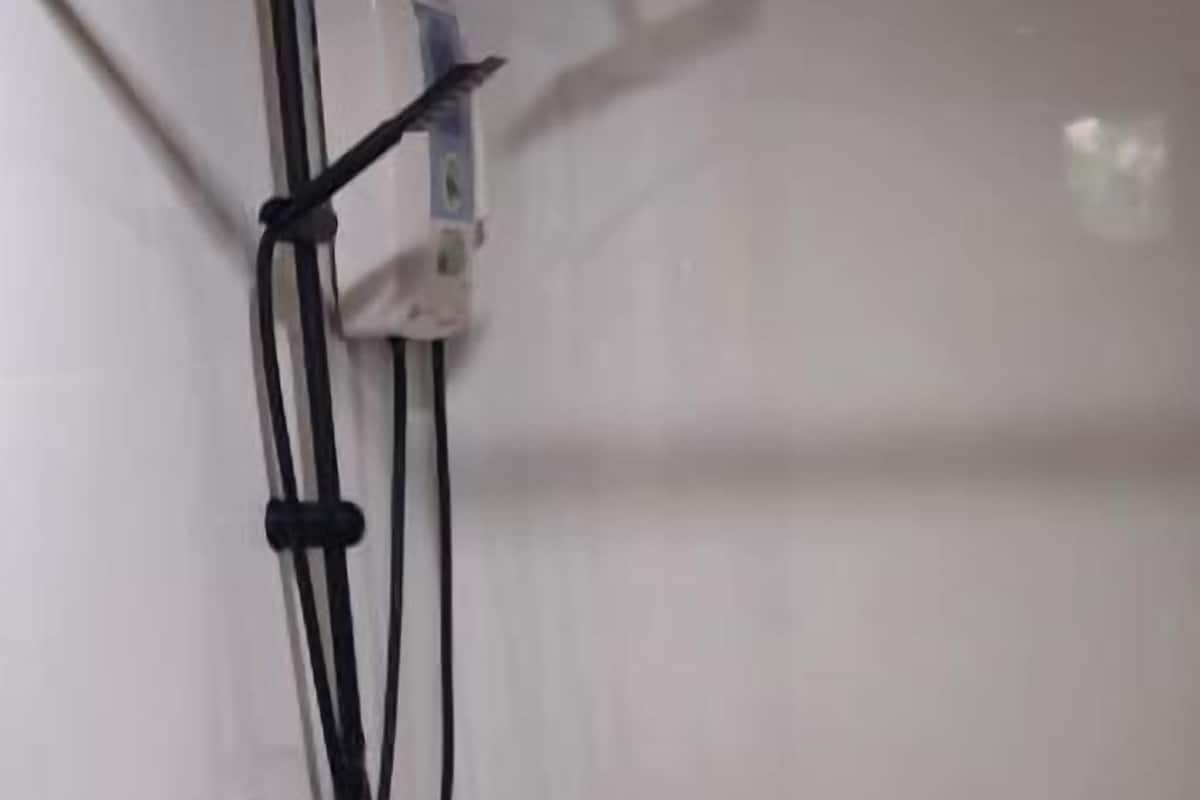 room | bathroom | shower, free toiletries, hair dryer, towels