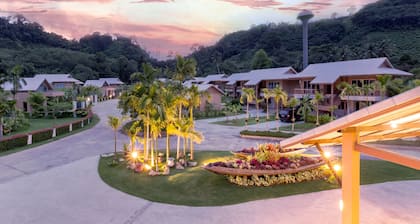 Sakoo Valley Naithon Beach