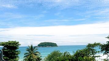 Standard Room with Balcony, Seaview | Vistas al mar