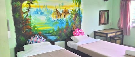 Standard Twin Room | Desk, rollaway beds, free WiFi