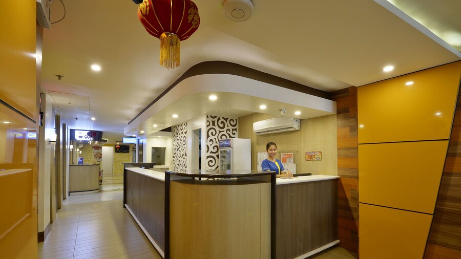 Hotel 99 Monumento Caloocan