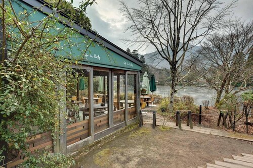 BENIKEA Yufuin Kinrinko Hotel Museum