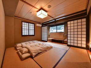 傳統客房 | 客房內保險箱、遮光布/窗簾、免費無線上網