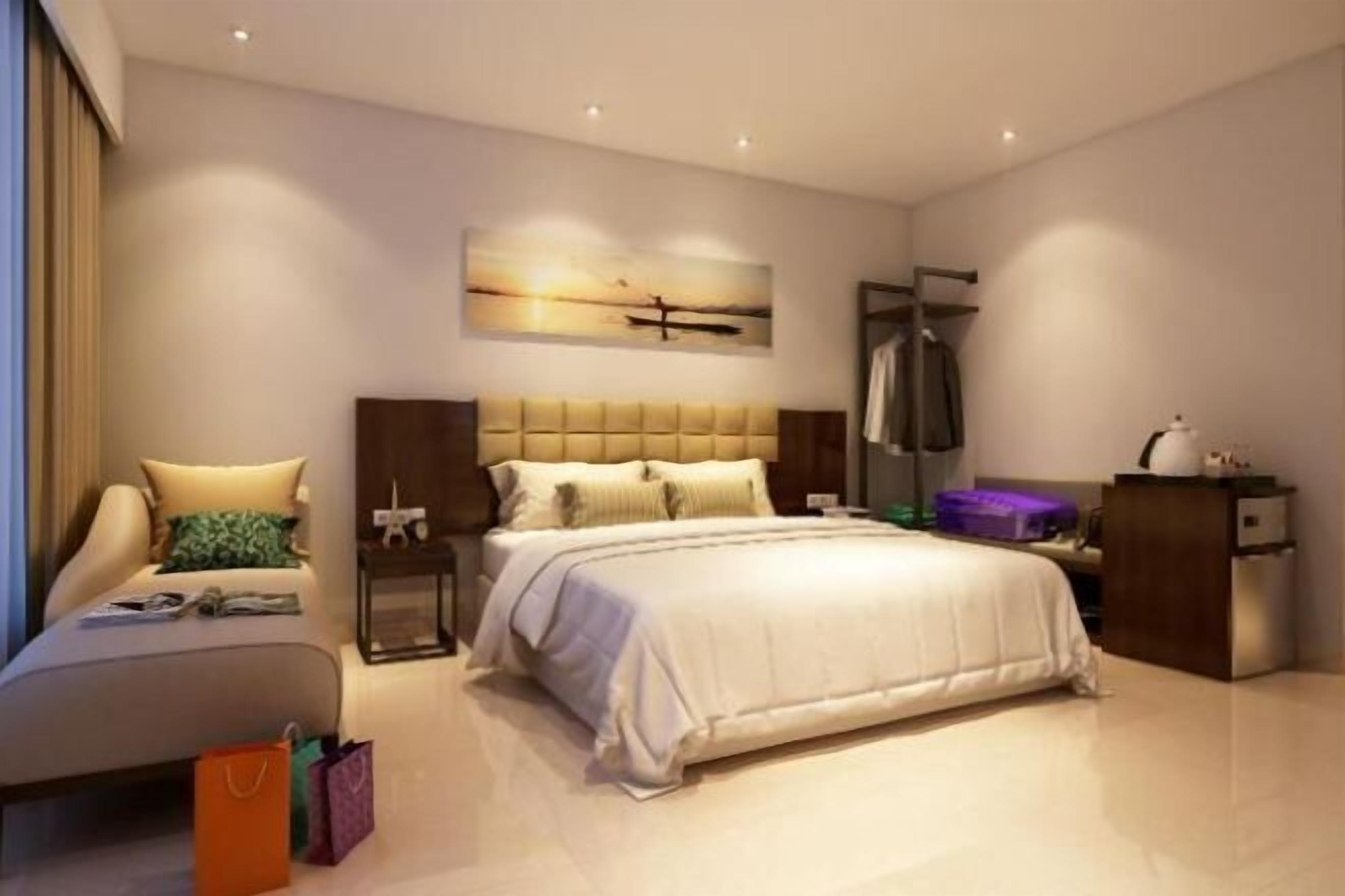 ตู้นิรภัยในห้องพัก, โต๊ะทำงาน, ผ้าม่านกันแสง, ห้องเก็บเสียง