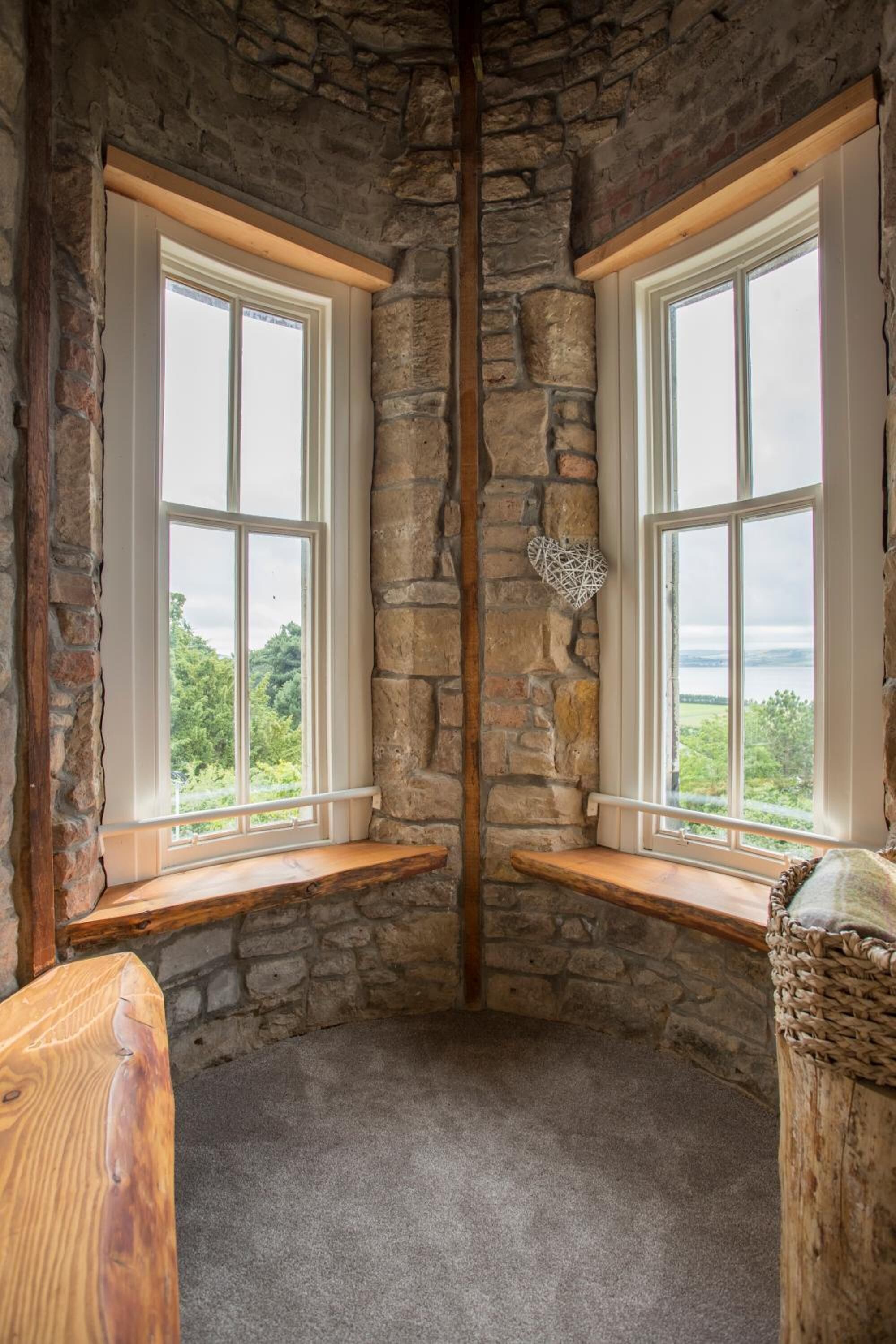 Desk, iron/ironing board, free WiFi