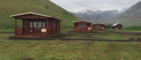 Cottage, Mountain View | Mountain view