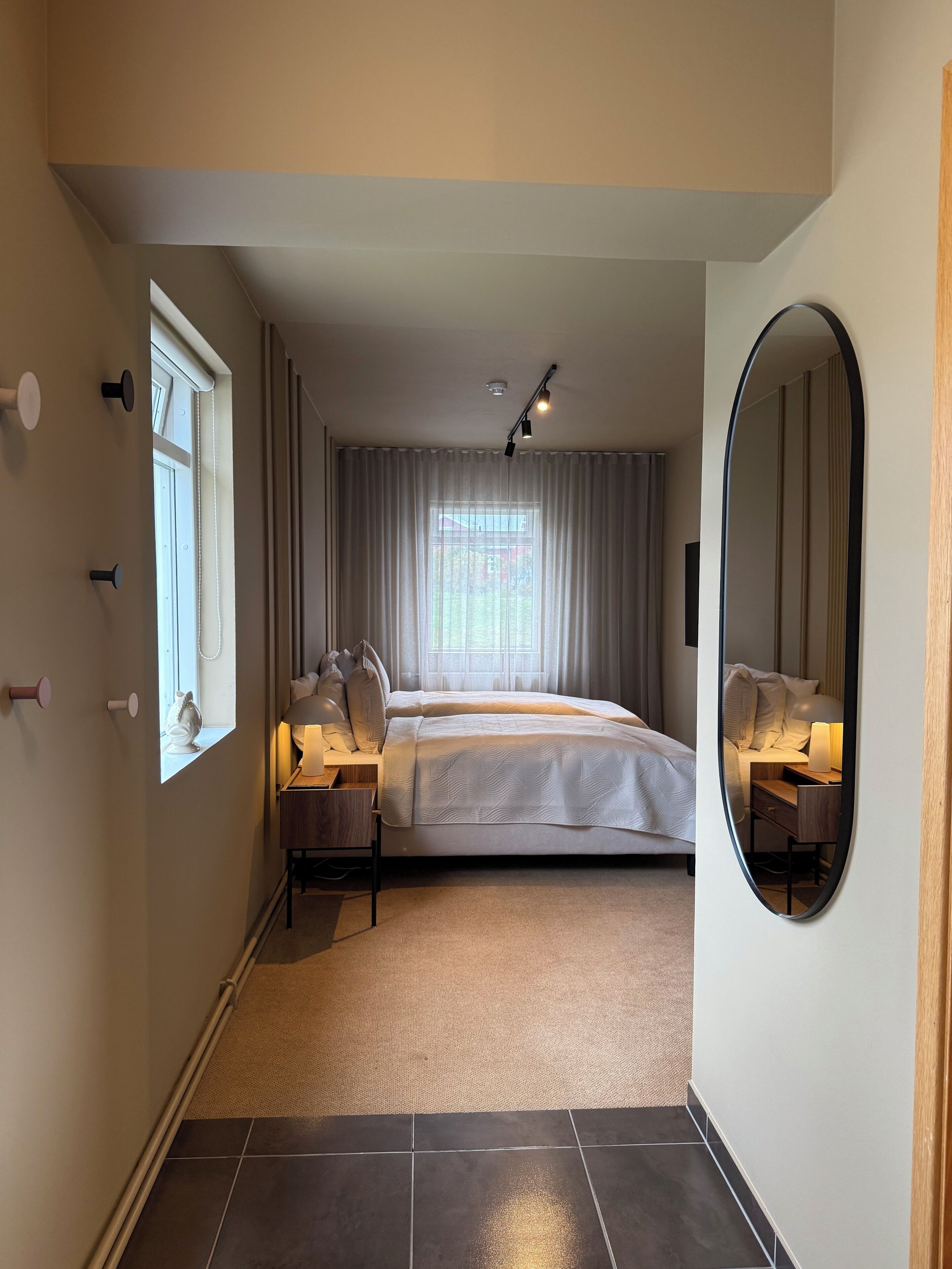 Economy tweepersoonskamer | Verduisterende gordijnen, geluiddichte muren, beddengoed