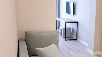 Superior Triple Room, Sea View | 1 bedroom, WiFi (free)