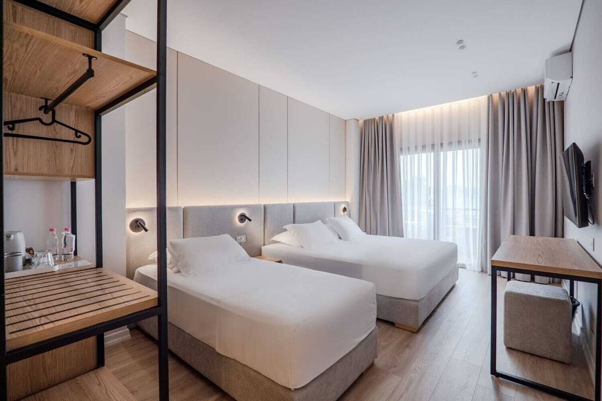 Superior Triple Room, Sea View | 1 bedroom, WiFi (free)