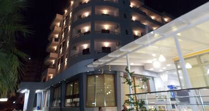 Hotel Mediterrane