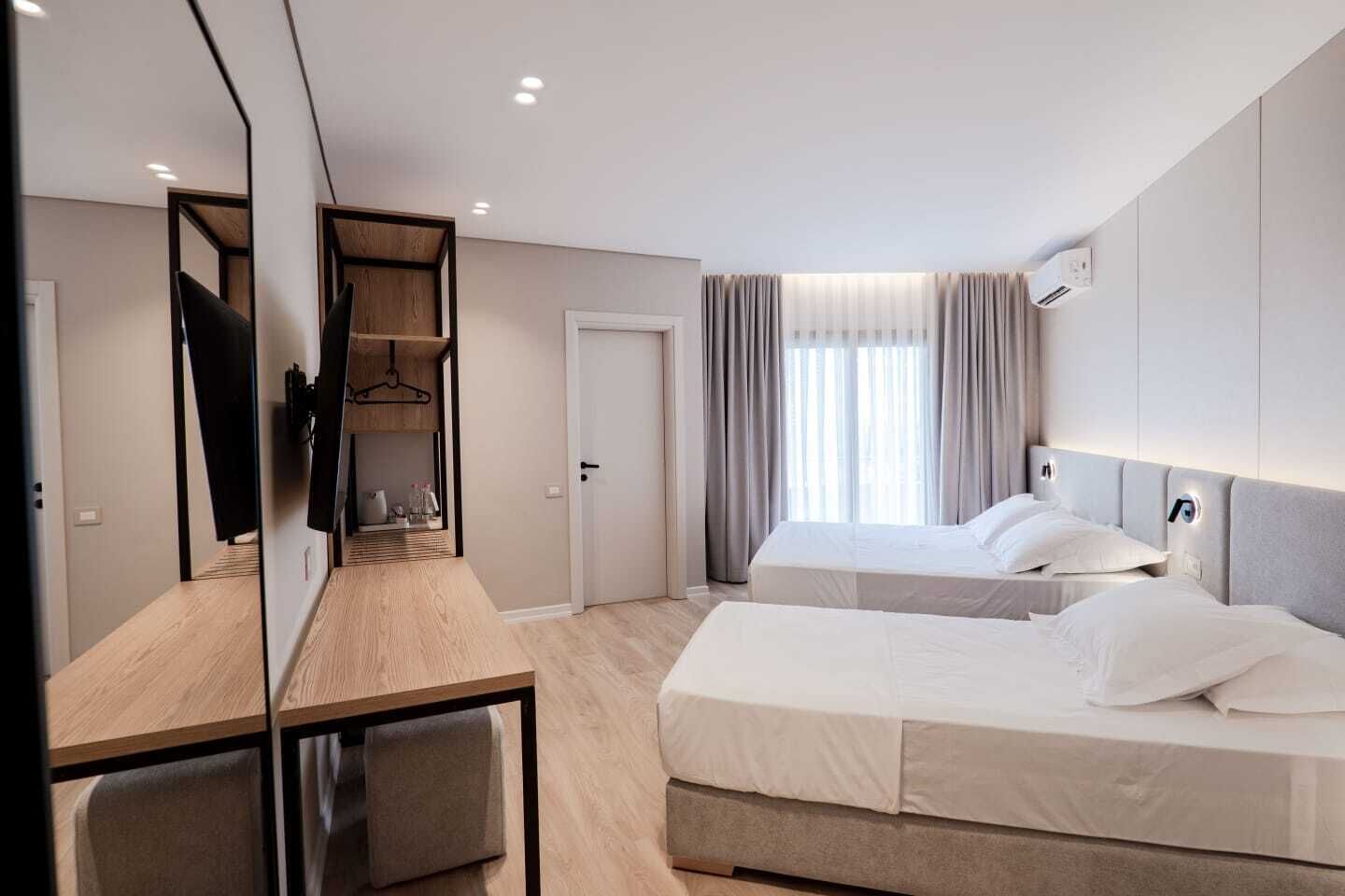 Deluxe Triple Room, Sea View | 1 bedroom, WiFi (free)