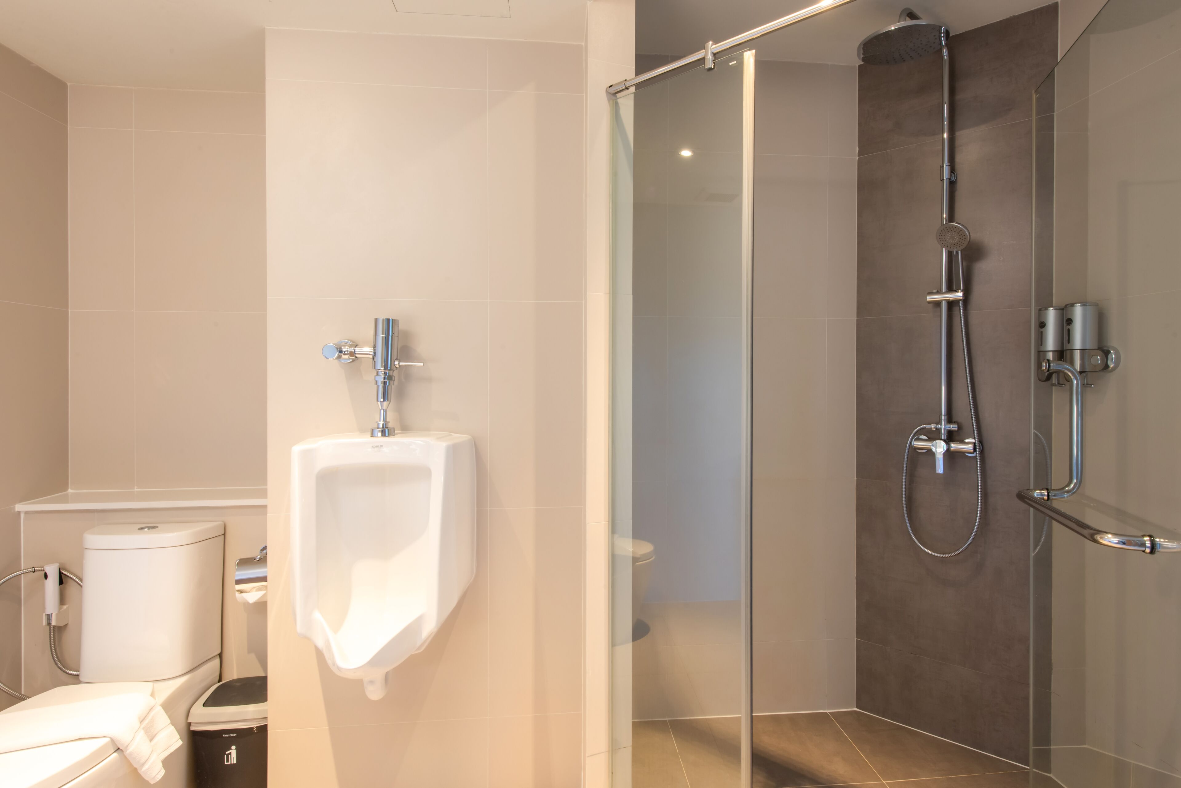 family suite | bathroom | shower, free toiletries, hair dryer, bathrobes