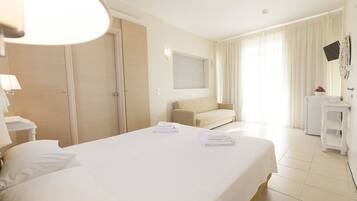 Literie de qualité supérieure, coffres-forts dans les chambres