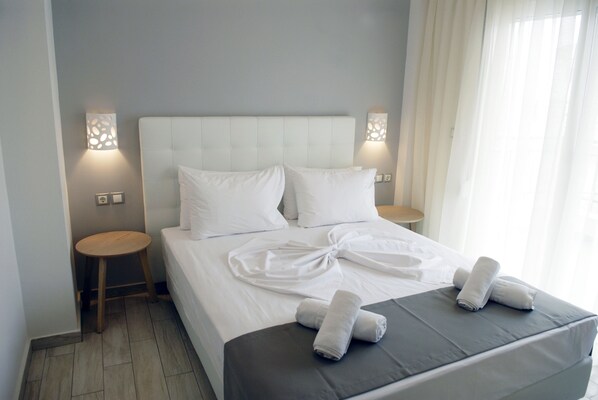 Standard Room | In-room safe, free cribs/infant beds, free WiFi