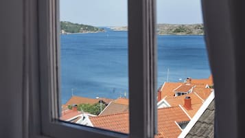 Habitación doble, baño privado, vista al mar (Large, 2) | Vista desde la habitación