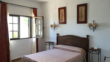 Business Apartment, 1 Double Bed, Accessible, Pool View (2 people) | Blackout drapes, free WiFi