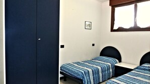 Apartment, 2 Bedrooms | 2 bedrooms, in-room safe, cribs (surcharge) - Hemingway (Lignano Sabbiadoro)