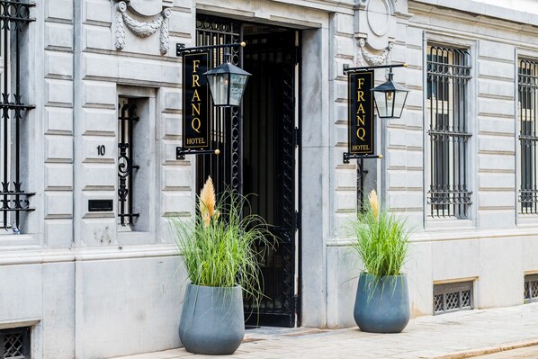 Entrée de l’hébergement