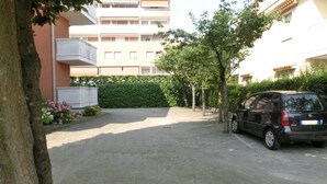 Free self-parking