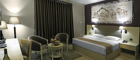 Deluxe Room, 1 King Bed