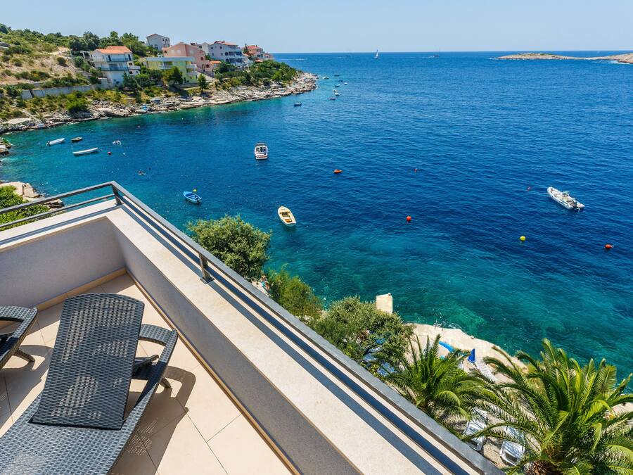 Penthouse, 2 slaapkamers, terras, uitzicht op zee | Kameruitzicht