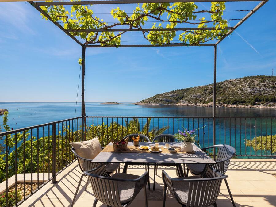 Comfort Apartment, 2 Bedrooms, Patio, Sea View | Terrace/patio