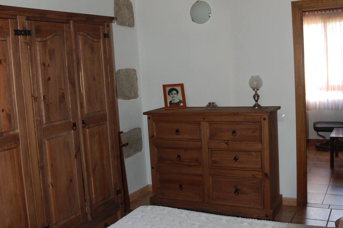 House, 2 Bedrooms
