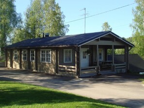 Villa, 2 Bedrooms, Lake View | 1 bedroom, desk, soundproofing, iron/ironing board