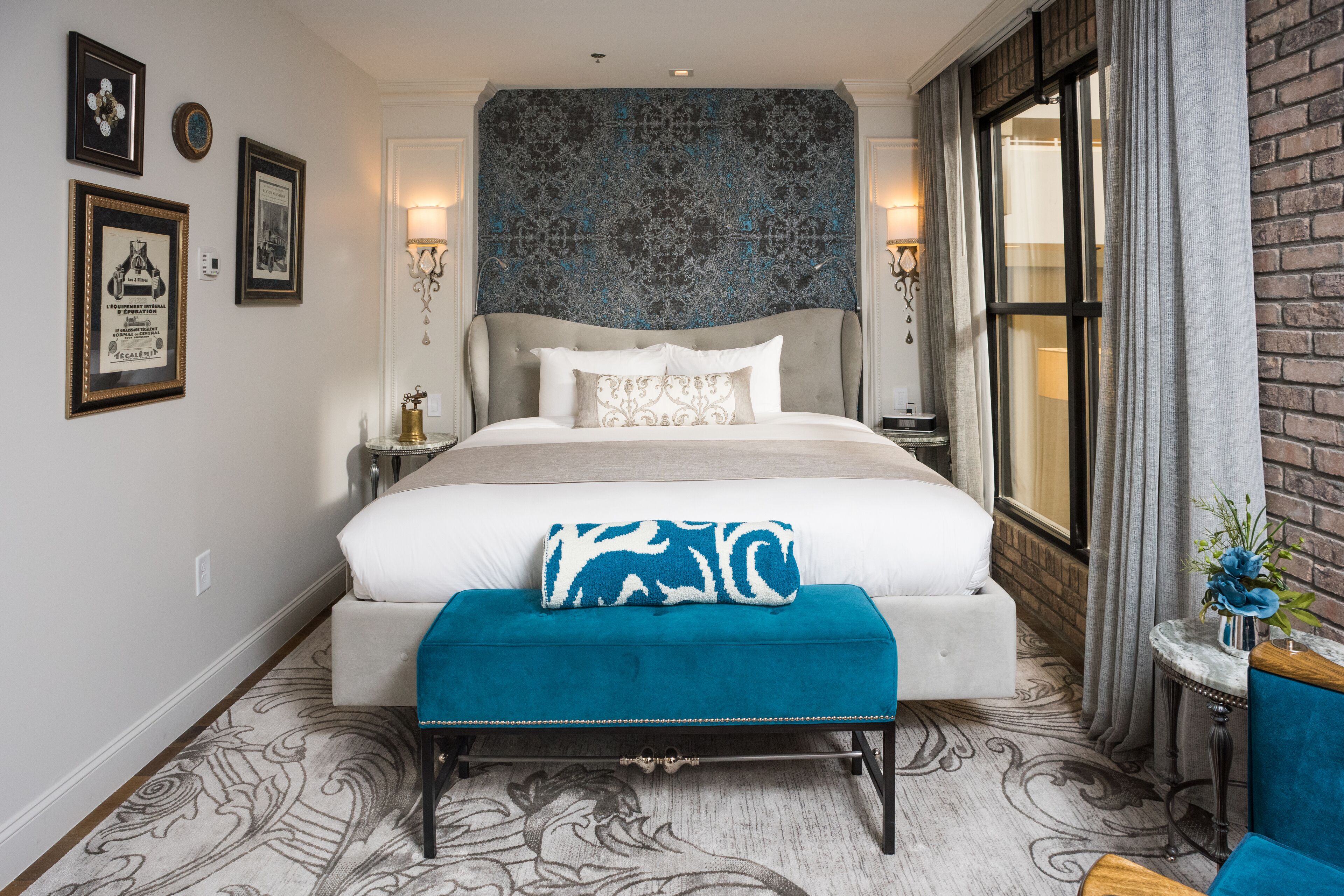 superior room, 1 king bed (atrium view) | 1 bedroom, premium bedding, minibar, in-room safe